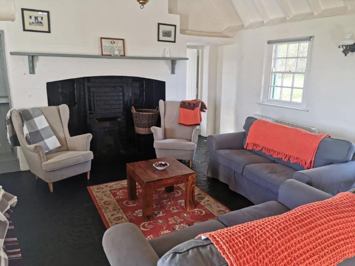 Corofin Lake Cottages 外观 照片